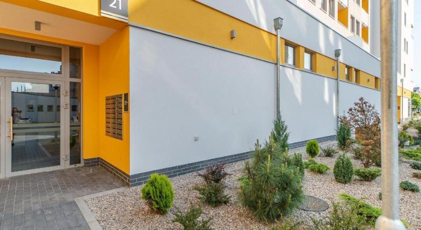 Апартаменты Apartament Premium Miodowy Dom Колобжег Экстерьер фото